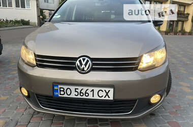 Volkswagen Touran 2012