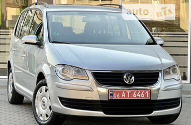 Мінівен Volkswagen Touran 2007 в Житомирі