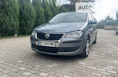 Мінівен Volkswagen Touran 2009 в Самборі