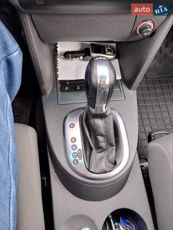 Минивэн Volkswagen Touran 2013 в Киеве