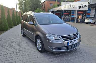 Минивэн Volkswagen Touran 2007 в Коломые