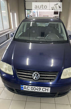 Мінівен Volkswagen Touran 2004 в Ратному