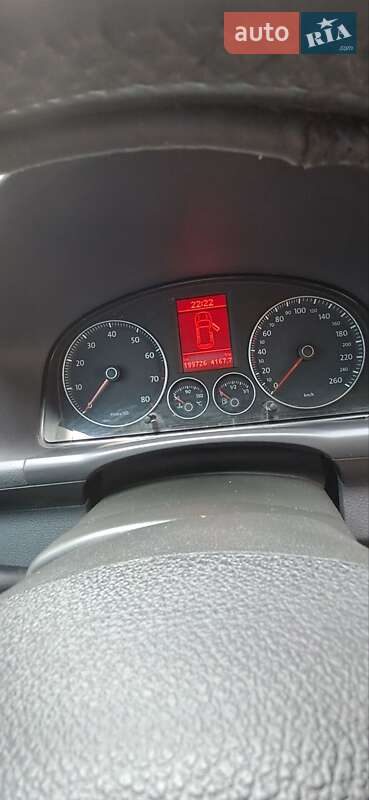 Мінівен Volkswagen Touran 2008 в Коростені