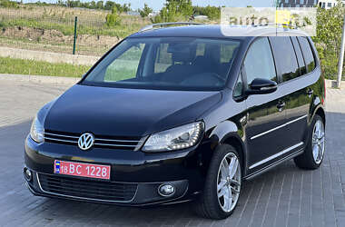 Volkswagen Touran 2011