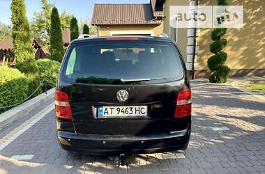 Мінівен Volkswagen Touran 2003 в Косові