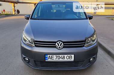 Мінівен Volkswagen Touran 2010 в Дніпрі