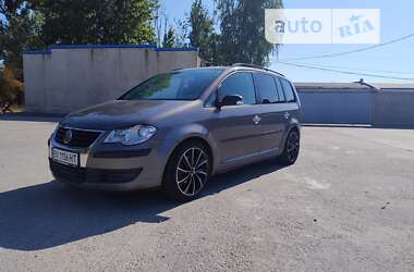 Минивэн Volkswagen Touran 2007 в Житомире