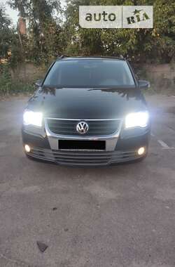 Минивэн Volkswagen Touran 2008 в Житомире