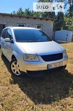 Мінівен Volkswagen Touran 2006 в Сарнах