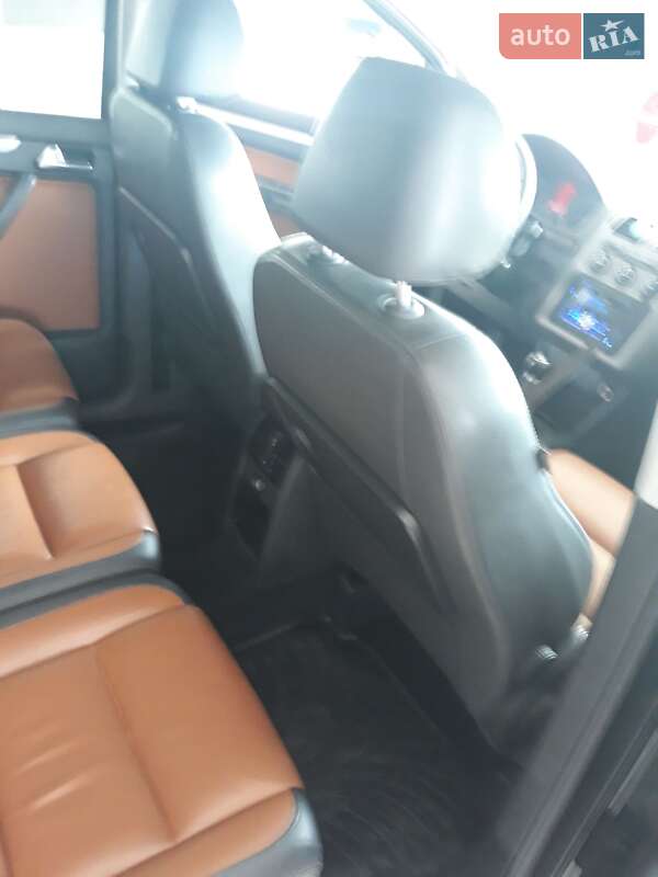 Мінівен Volkswagen Touran 2007 в Житомирі фото 31 Мінівен Volkswagen Touran 2007 в Житомирі