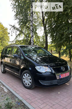 Мінівен Volkswagen Touran 2007 в Хоролі