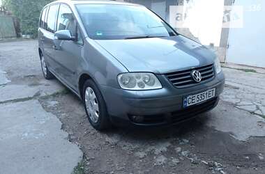 Минивэн Volkswagen Touran 2004 в Черновцах