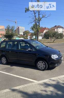 Мінівен Volkswagen Touran 2003 в Братському