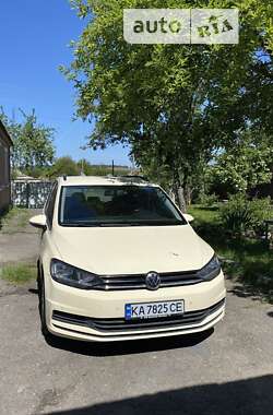 Мікровен Volkswagen Touran 2016 в Києві