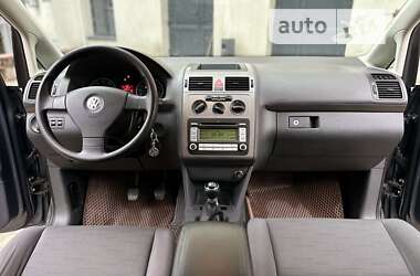 Мінівен Volkswagen Touran 2007 в Тернополі