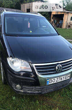 Мінівен Volkswagen Touran 2008 в Тернополі