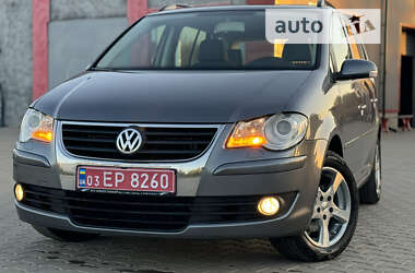 Минивэн Volkswagen Touran 2008 в Лубнах