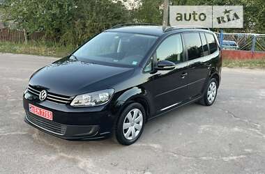 Минивэн Volkswagen Touran 2011 в Коростене