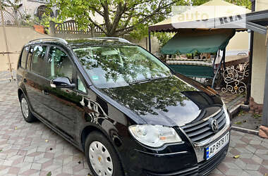 Минивэн Volkswagen Touran 2007 в Запорожье