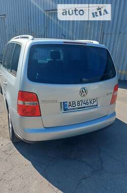 Минивэн Volkswagen Touran 2004 в Виннице