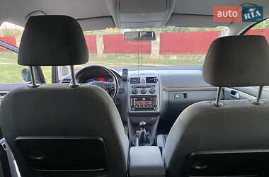 Минивэн Volkswagen Touran 2009 в 