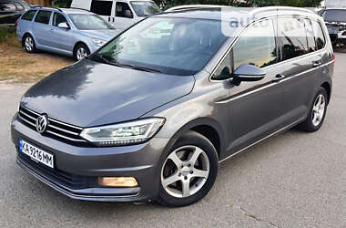 Микровэн Volkswagen Touran 2017 в Киеве