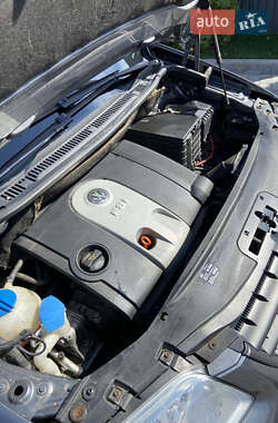 Минивэн Volkswagen Touran 2005 в 