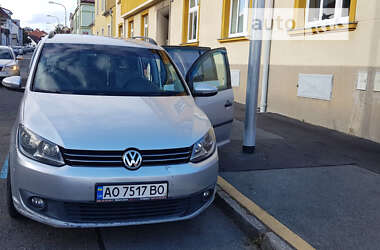 Мінівен Volkswagen Touran 2012 в Ужгороді