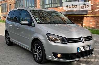 Минивэн Volkswagen Touran 2010 в Житомире