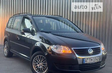 Мінівен Volkswagen Touran 2008 в Березані