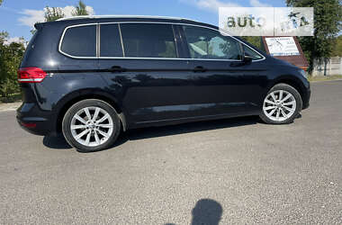 Volkswagen Touran 2016