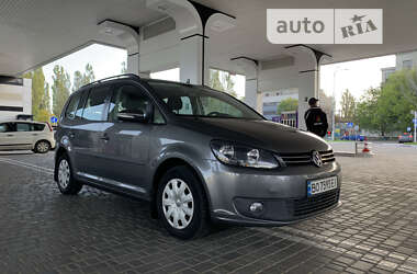 Volkswagen Touran 2015