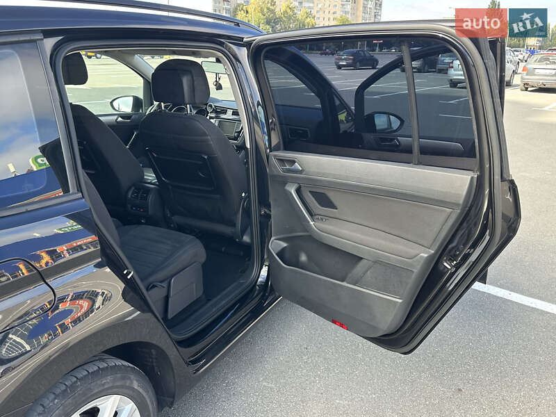 Микровэн Volkswagen Touran 2016 в Каменец-Подольском фото 13 Микровэн Volkswagen Touran 2016 в Каменец-Подольском