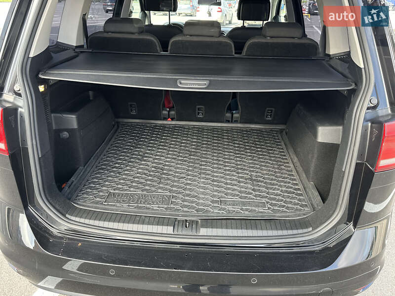 Микровэн Volkswagen Touran 2016 в Каменец-Подольском фото 18 Микровэн Volkswagen Touran 2016 в Каменец-Подольском