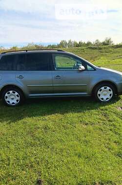 Мінівен Volkswagen Touran 2005 в Березному