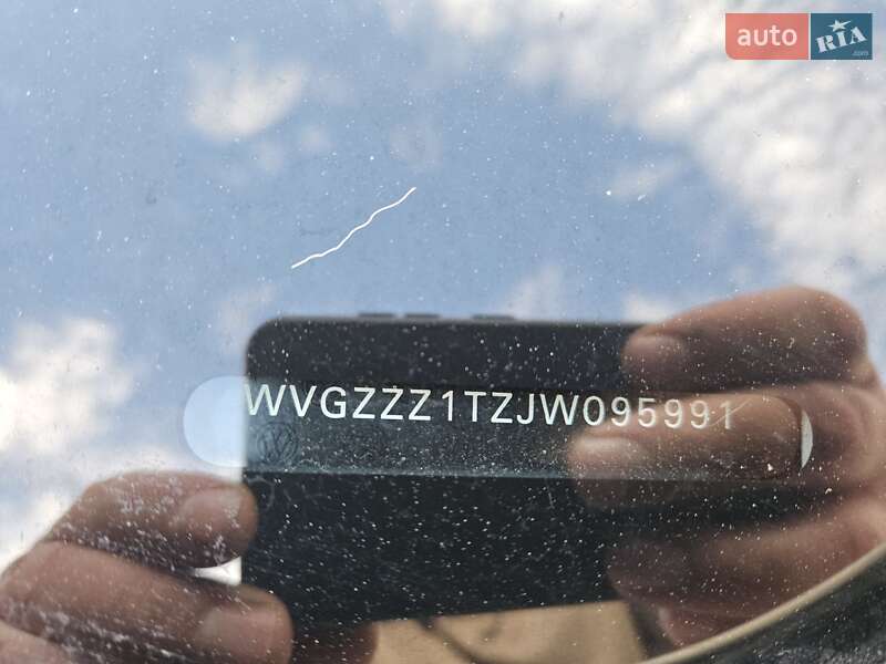 Микровэн Volkswagen Touran 2018 в Березному