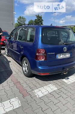 Минивэн Volkswagen Touran 2008 в Мукачево