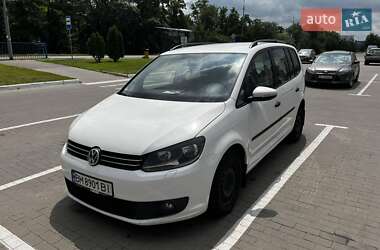 Volkswagen Touran 2013