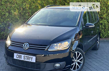 Мінівен Volkswagen Touran 2014 в Стрию