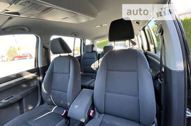 Мінівен Volkswagen Touran 2014 в Стрию