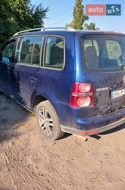 Минивэн Volkswagen Touran 2007 в 