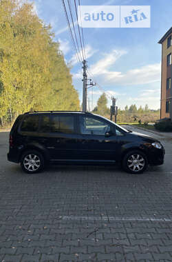 Мінівен Volkswagen Touran 2008 в Луцьку