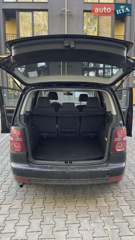 Мінівен Volkswagen Touran 2008 в Луцьку фото 14 Мінівен Volkswagen Touran 2008 в Луцьку