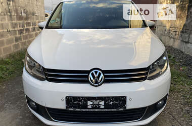 Volkswagen Touran 2011