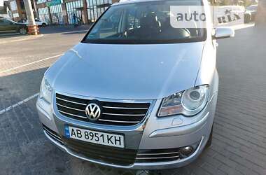 Минивэн Volkswagen Touran 2007 в Виннице