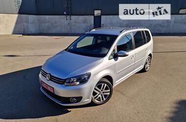 Минивэн Volkswagen Touran 2011 в Киеве