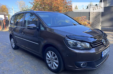 Минивэн Volkswagen Touran 2012 в Киеве