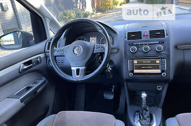 Минивэн Volkswagen Touran 2012 в Киеве