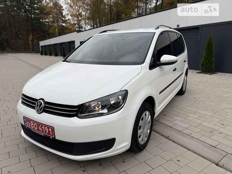 Мінівен Volkswagen Touran 2010 в Ковелі