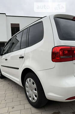 Мінівен Volkswagen Touran 2010 в Ковелі